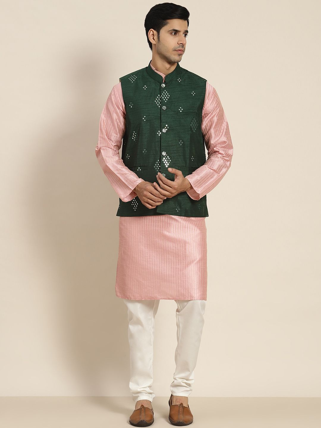 SOJANYA Men Woven Design Kurta with Churidar with Nehru Jacket