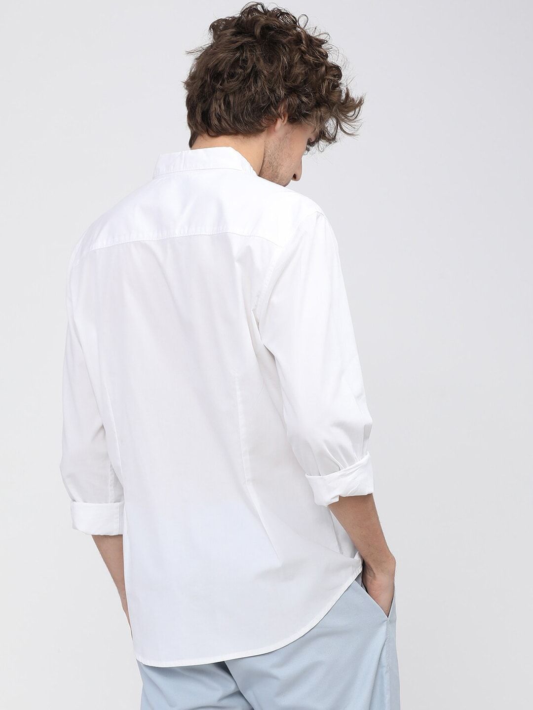 HIGHLANDER Men White Slim Fit Casual Shirt