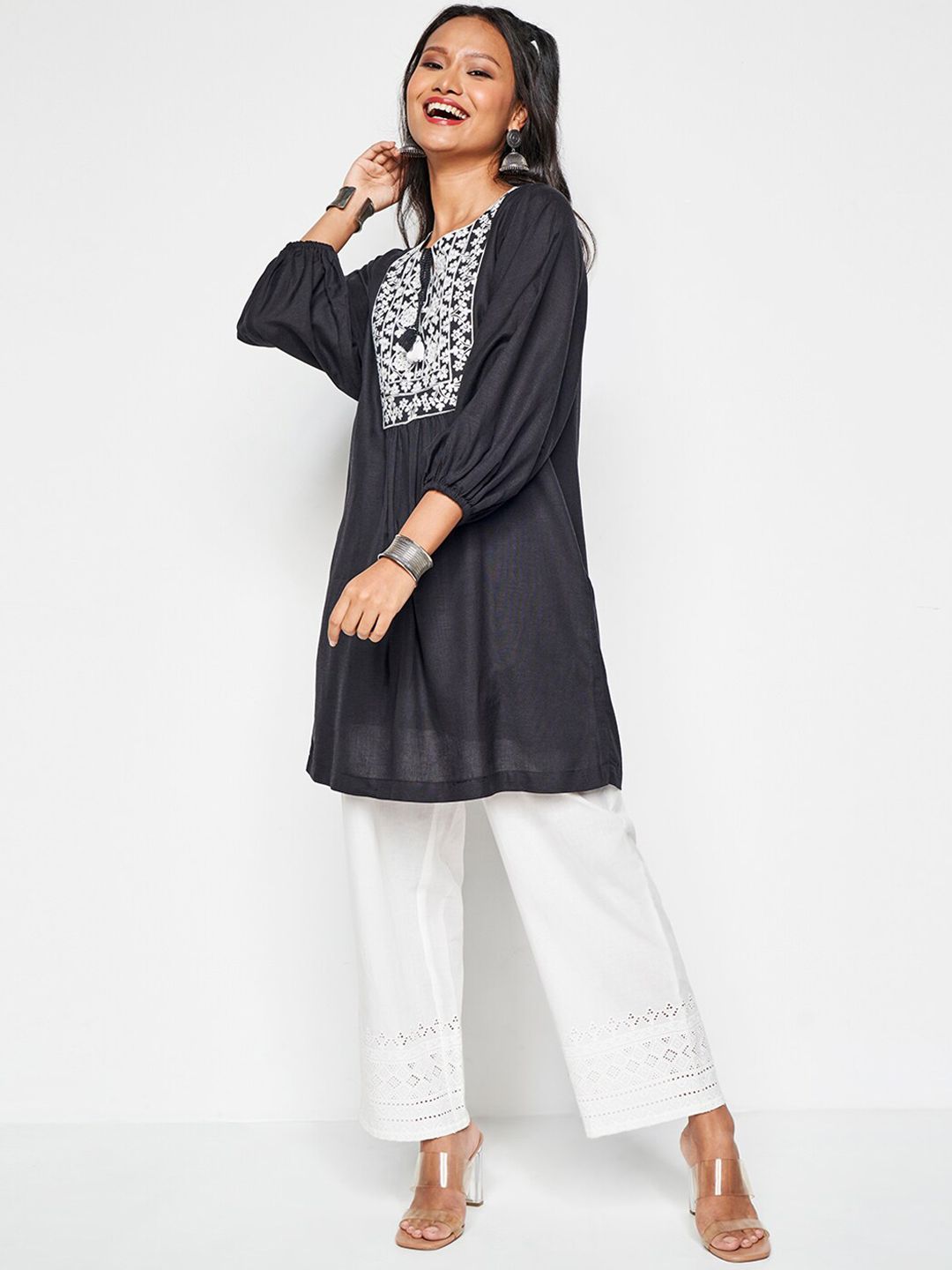 Global Desi Ethnic Motifs Embroidered Tie-Up Neck Puff Sleeves Thread Work A-Line Kurta
