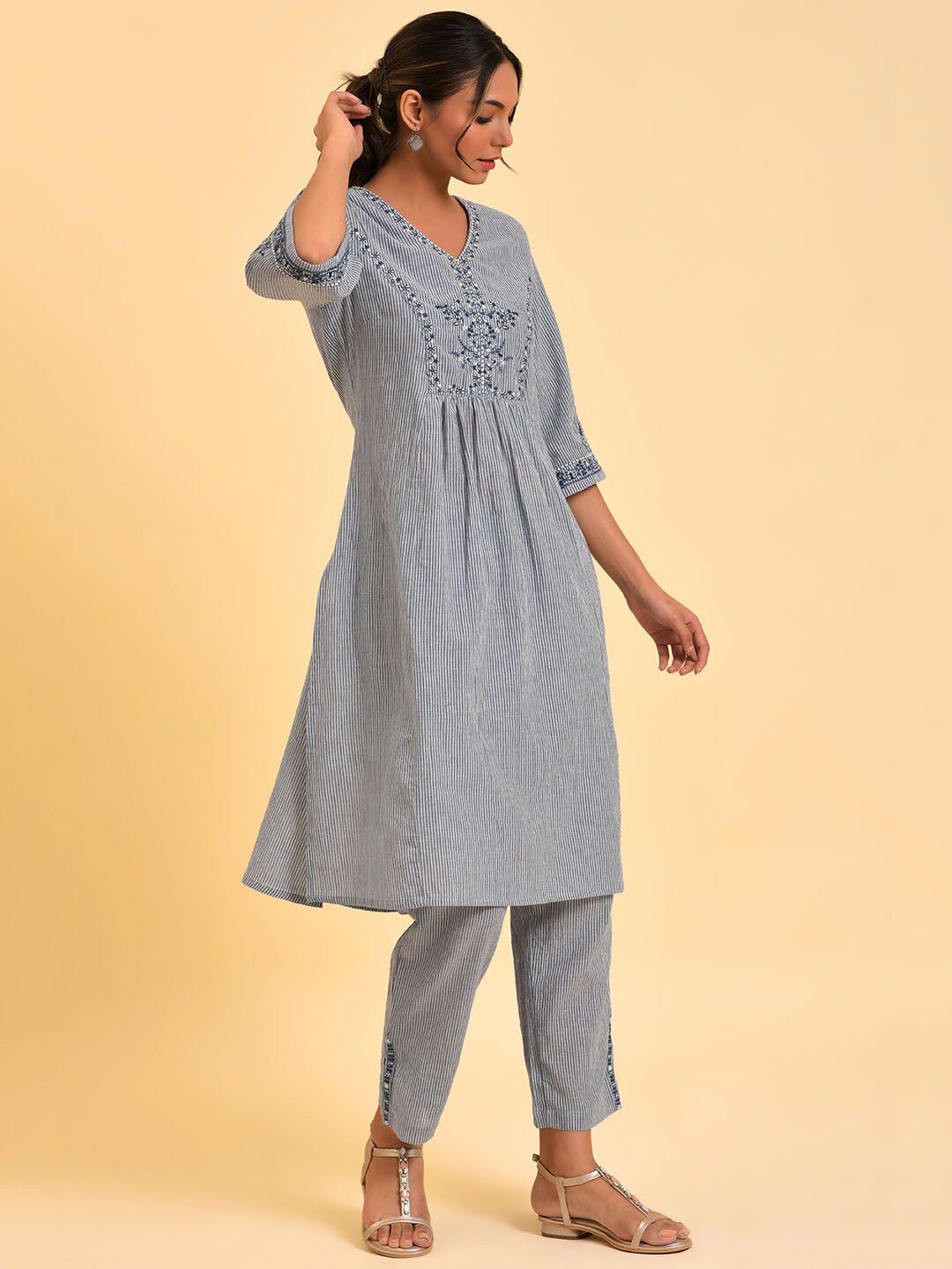 W Blue & White Striped Thread Work A-Line Pure Cotton Kurta with Trousers