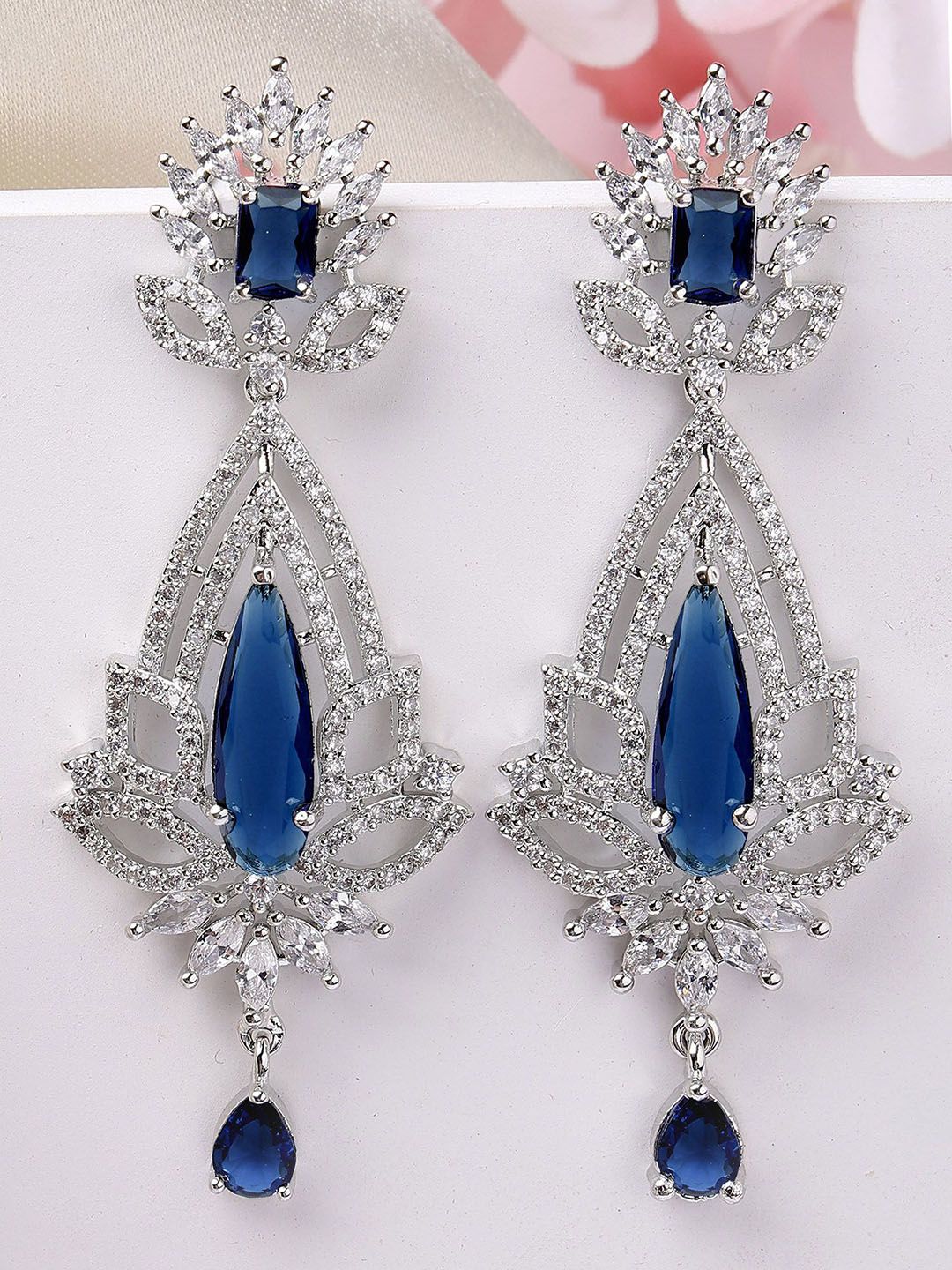 Karatcart perak bersalut iklan berlapis anting-anting drop kontemporari