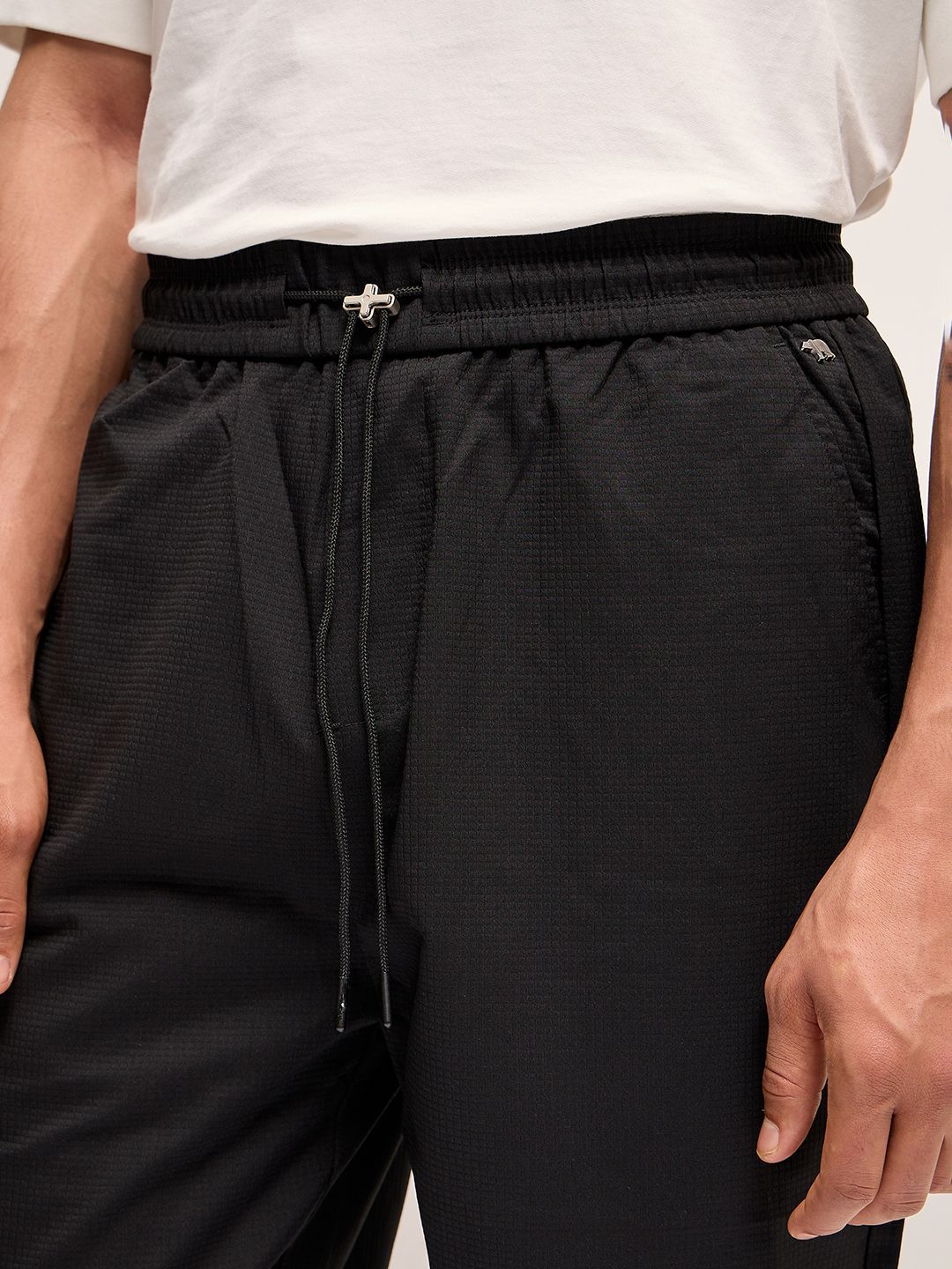 THE BEAR HOUSE Men Checked Straight Fit Casual Pant