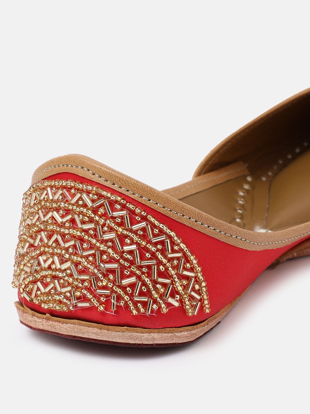 House of Pataudi Women Ethnic Embellished Mojaris