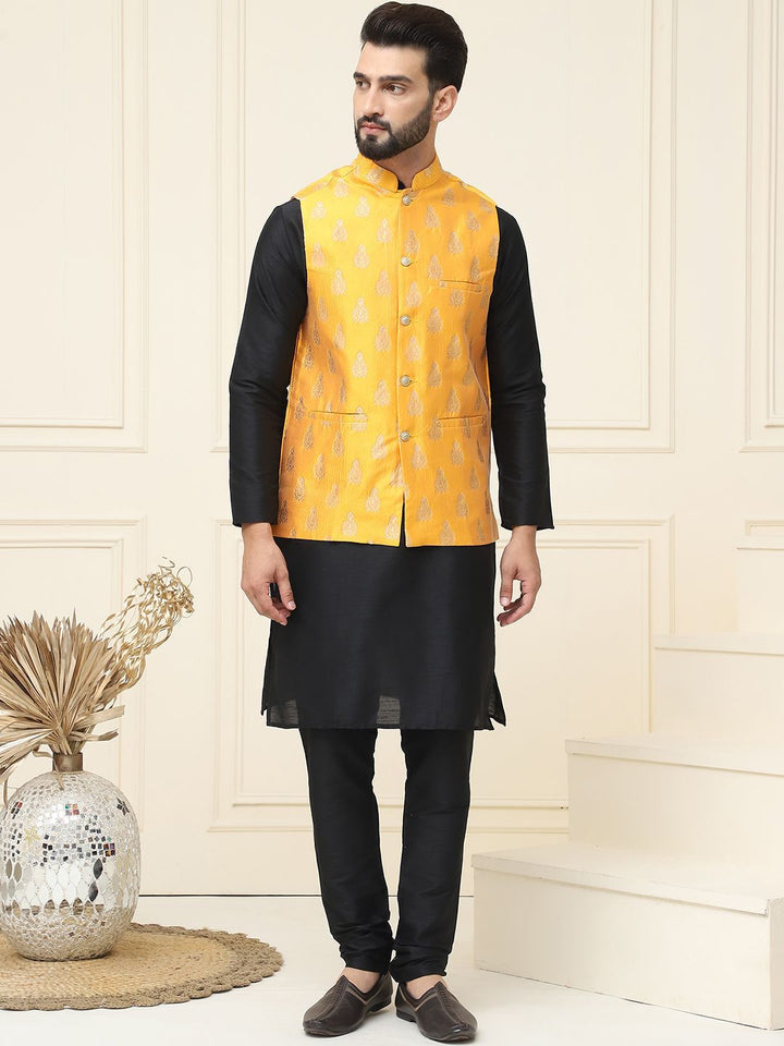 SOJANYA Mandarin Collar Kurta with Churidar With Nehru jacket