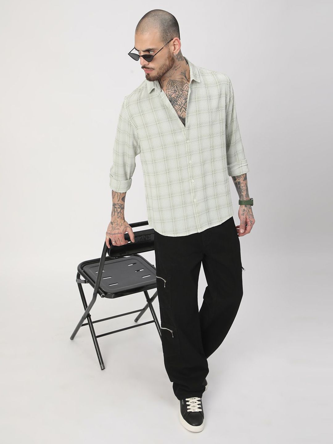 VASTRADO Men Classic Slim Fit Opaque Checked Casual Shirt