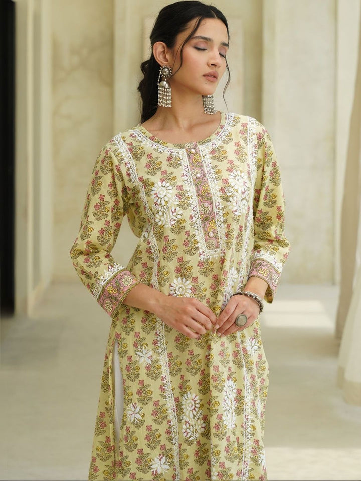 House of Chikankari Women Floral Printed Thread Work Indie Florals Kurta