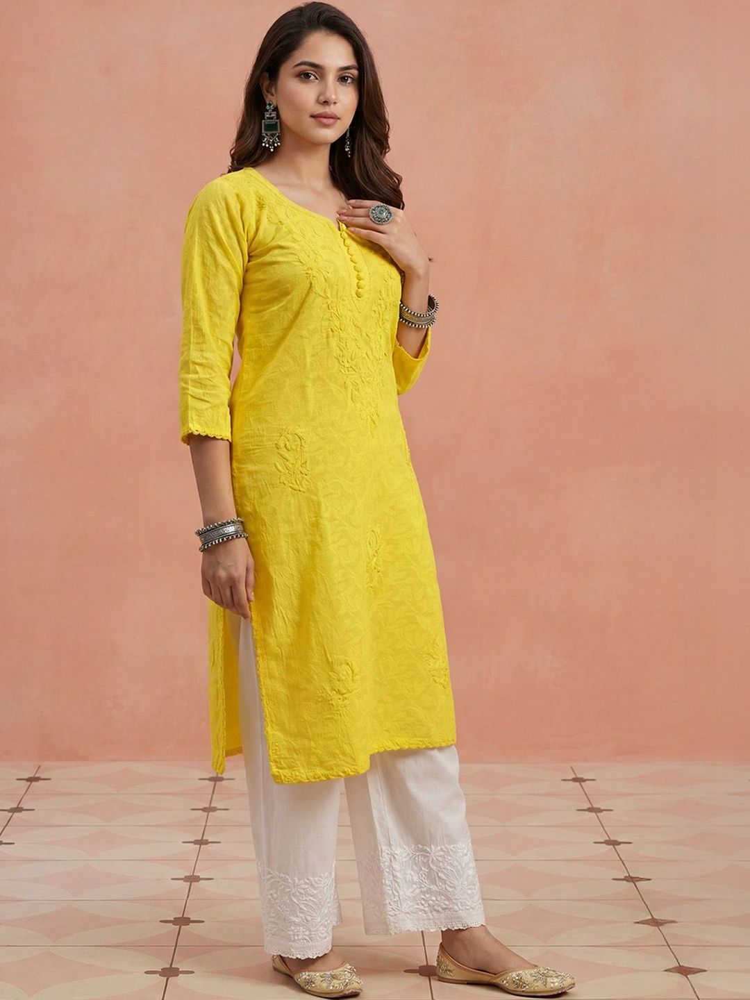 House of Chikankari Women Embroidered Chikankari Kurta