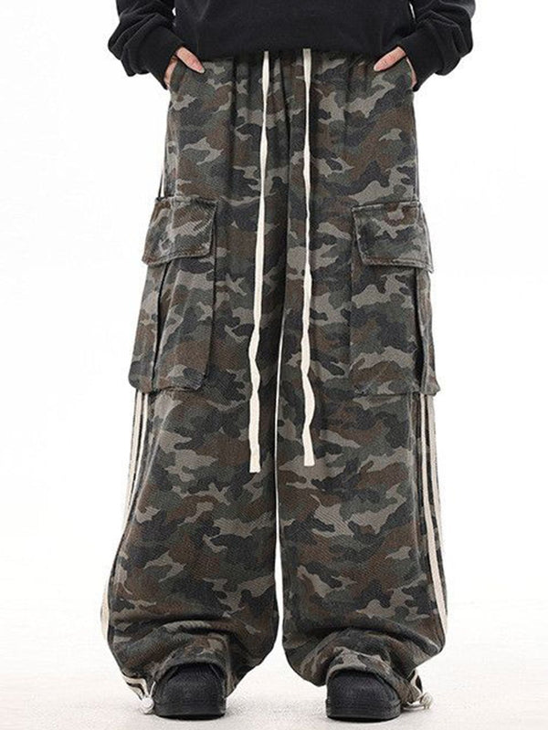 DressBerry Women Camouflage Printed Cargos Trousers