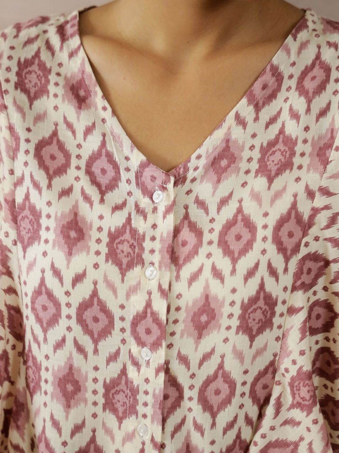 SANSKRUTIHOMES Women Abstract Prined Kimono Sleeve Pure cotton Top