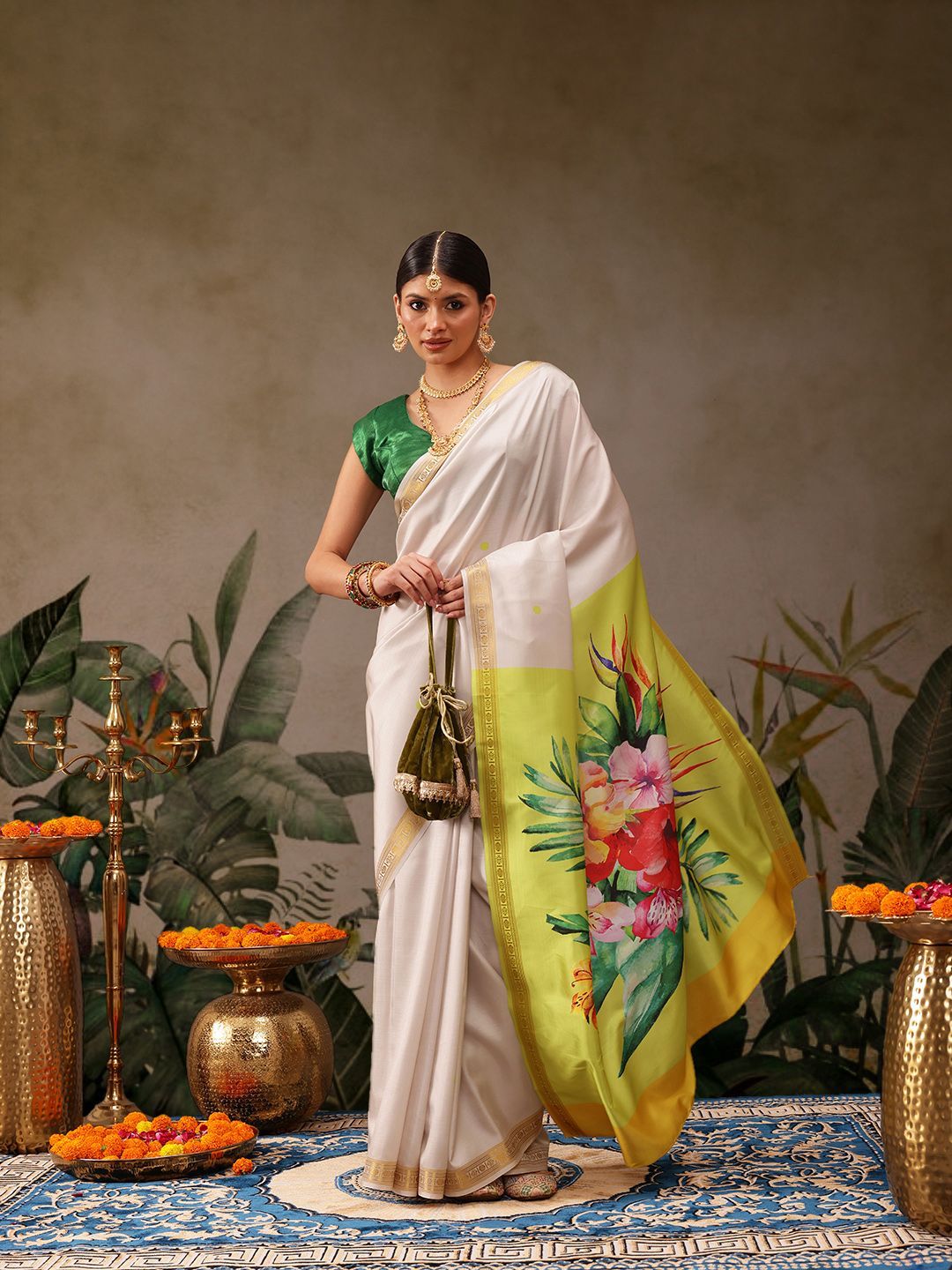 Silk Land Onam Special Floral Printed Kasavu Silk Saree
