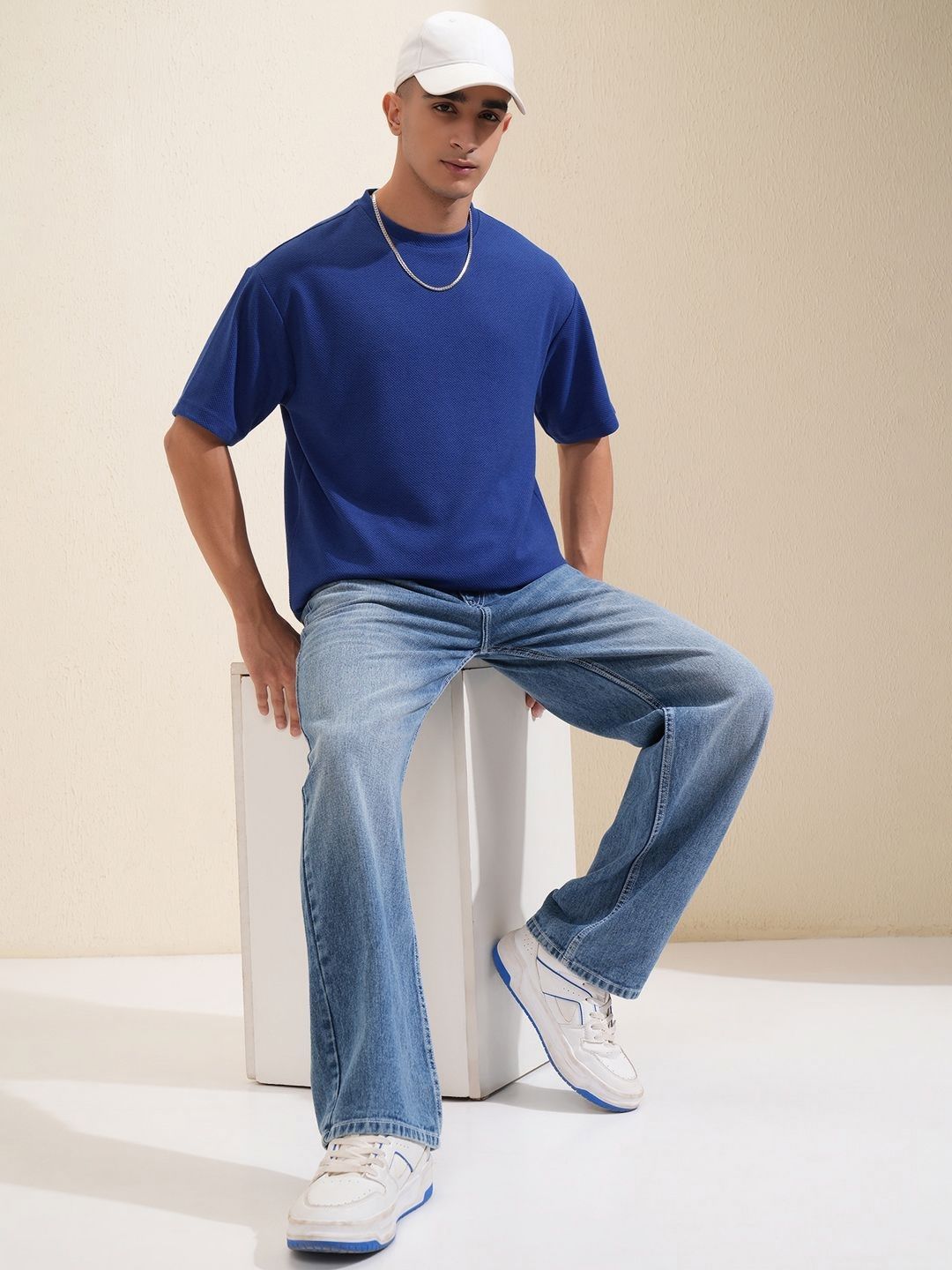 HIGHLANDER Men Solid Round Neck Cotton Oversized T-Shirt