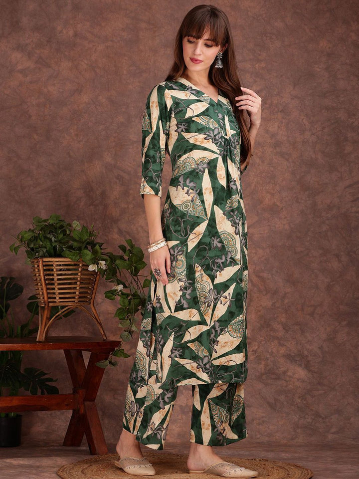 KALINI Women Floral Printed Regular Kurta with Palazzos