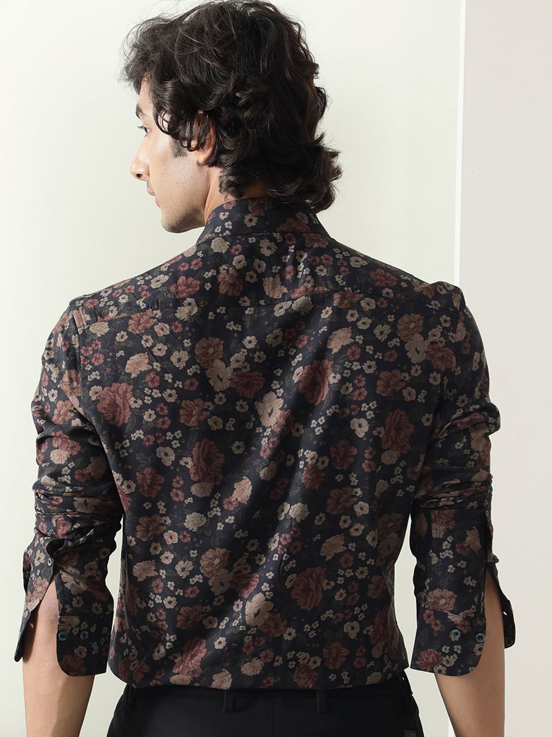 RARE RABBIT Men Comfort Floral Printed Casual Shirt