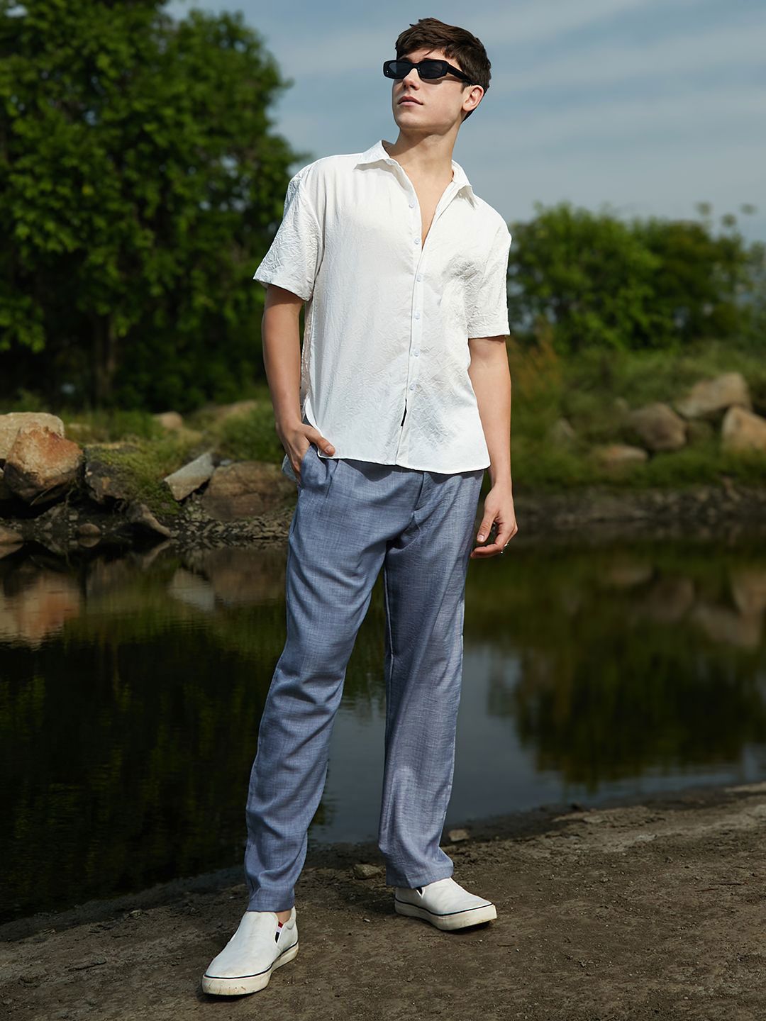 Campus Sutra Men Comfort Opaque Casual Shirt
