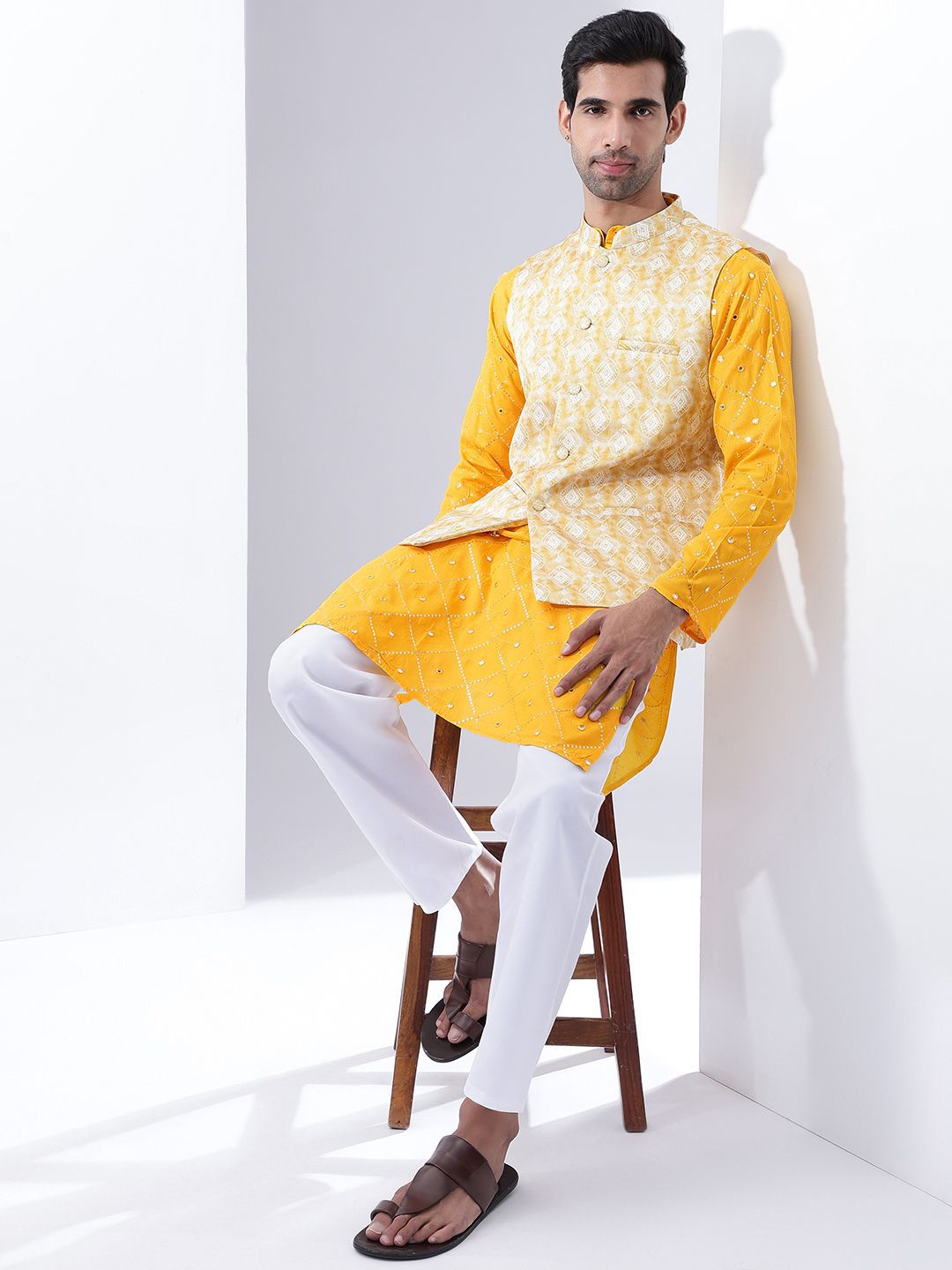 Anouk Men Embroidered Mandarin Collar Pure Cotton Kurta with Pyjamas With Nehru Jacket