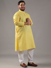SOJANYA PLUS Plus Size Men Ethnic Motifs Printed Band Collar Straight Kurta With Pyjamas