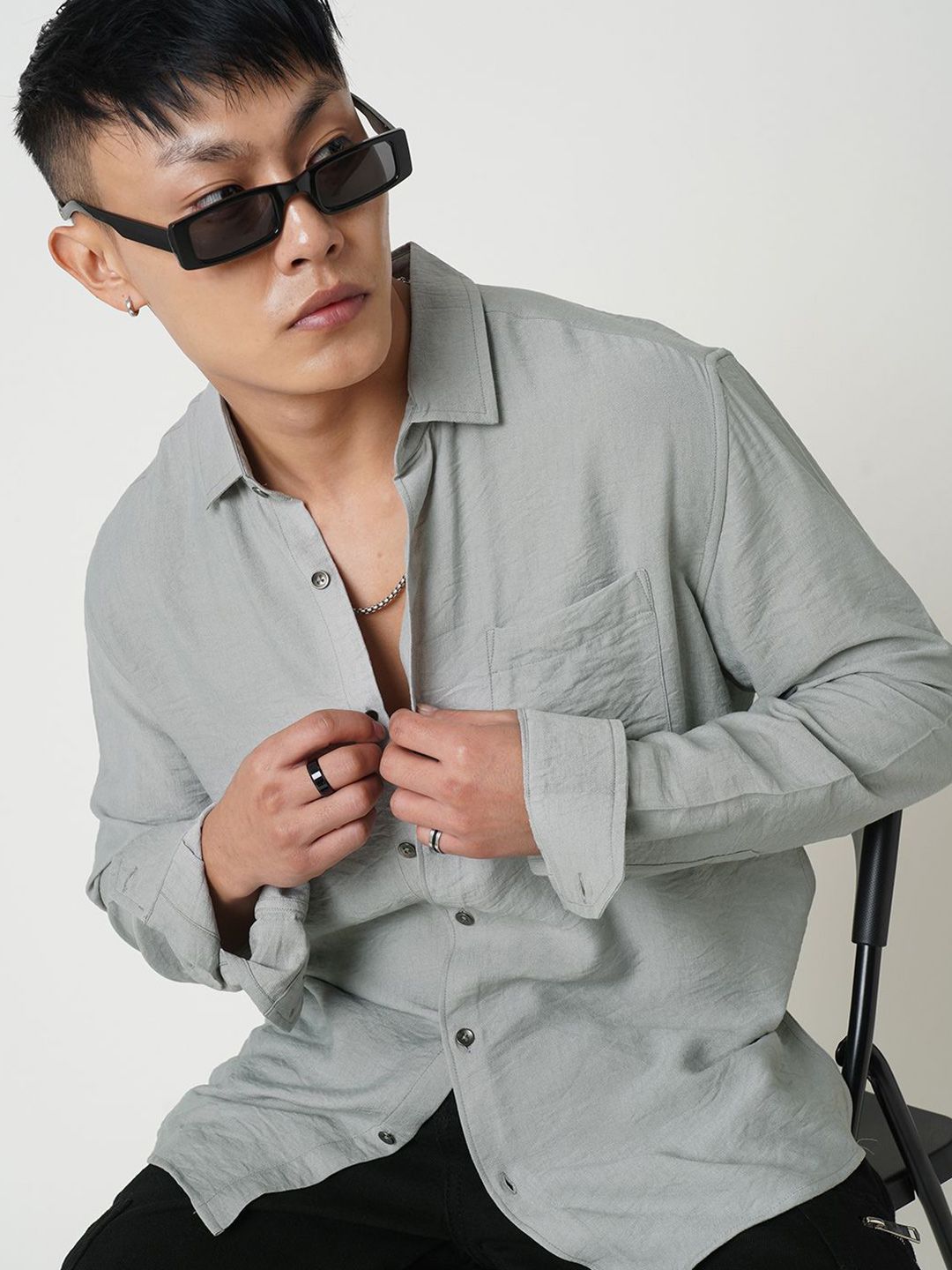 VASTRADO Men Classic Spread Collar Solid Slim Fit Casual Shirt