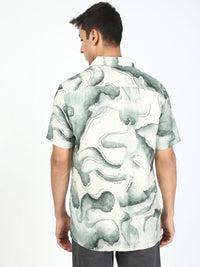 Bene Kleed Men Abstract Printed Cuban Collar Casual Shirt