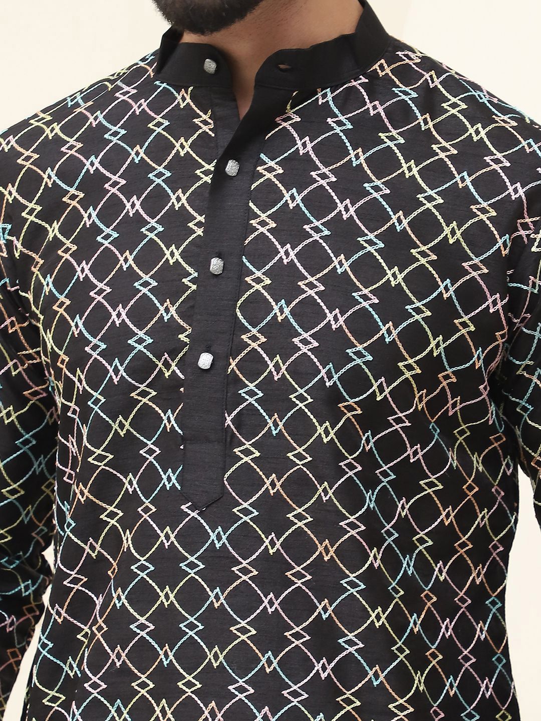 SOJANYA Geometric Embroidered Thread Work Silk Cotton Straight Kurta with Pyjamas