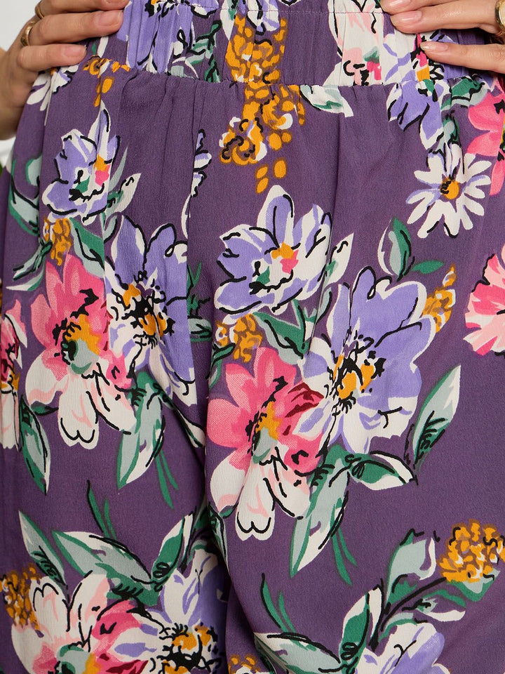 Berrylush Women Floral Printed Relaxed Loose Fit High-Rise Pleated Trousers