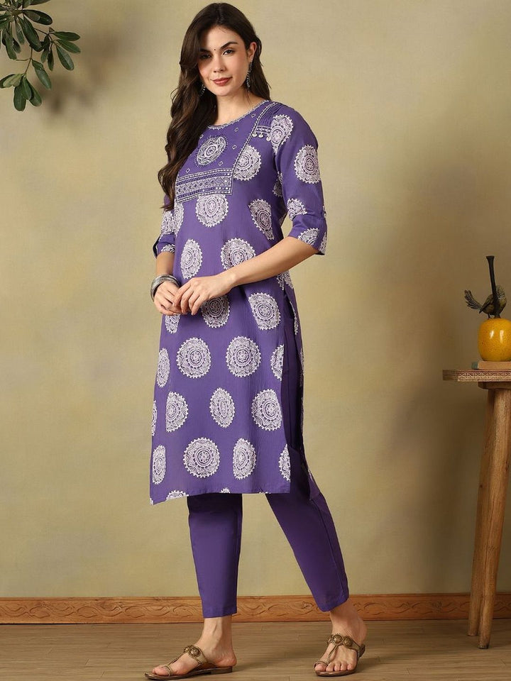 Mamicha Women Ethnic Motifs Printed Regular Mirror Work Pure Cotton Kurta with Trousers & With Dupatta