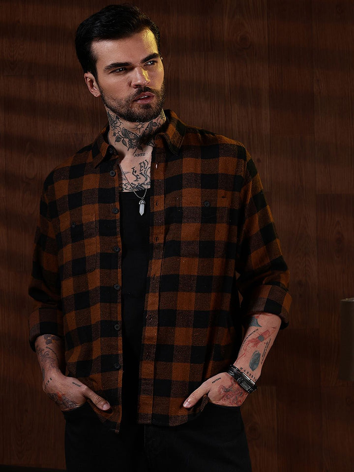 Eszett Men Buffalo Checked Spread Collar Baju Kasual