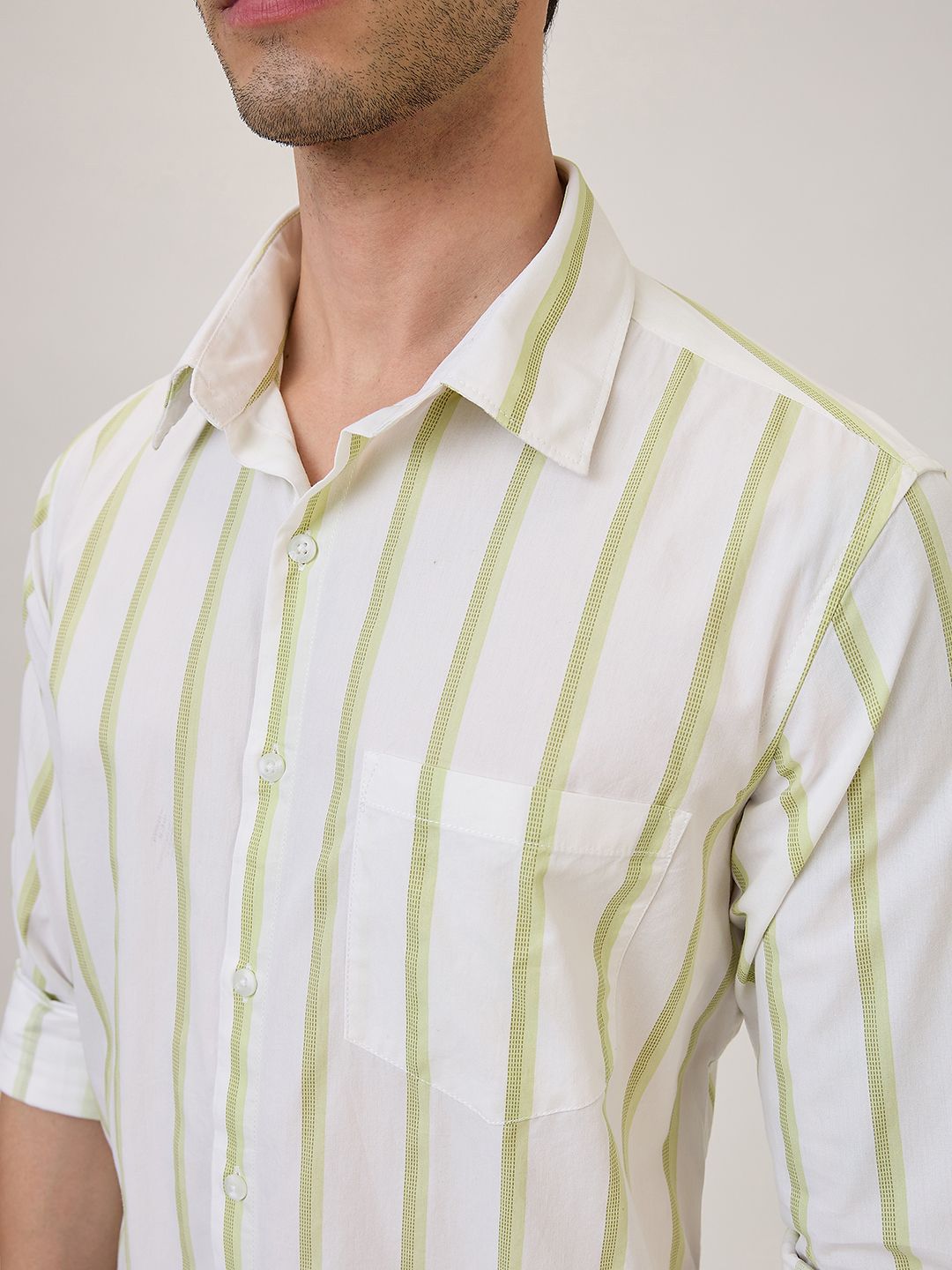 SPYKAR Men Slim Fit Vertical Striped Spread Collar Cotton Casual Shirt