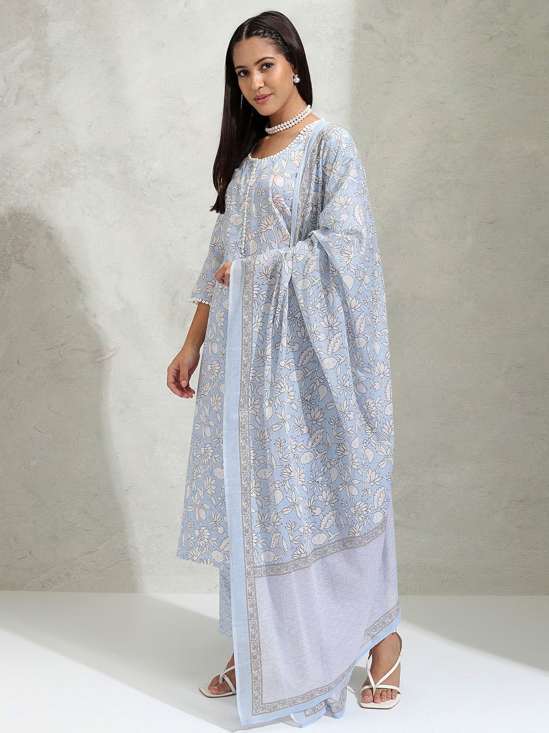 Vishudh Floral Printed Pure Cotton Straight Kurta & Trousers With Dupatta