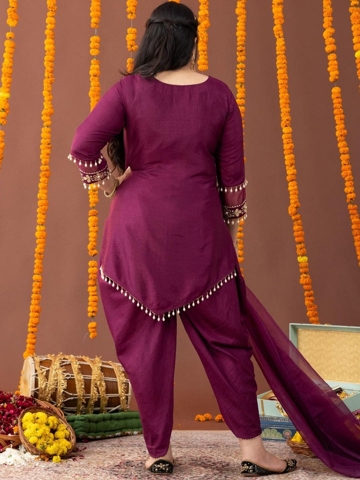 Mamicha Floral Embroidered Regular Kurta & Salwar With Dupatta