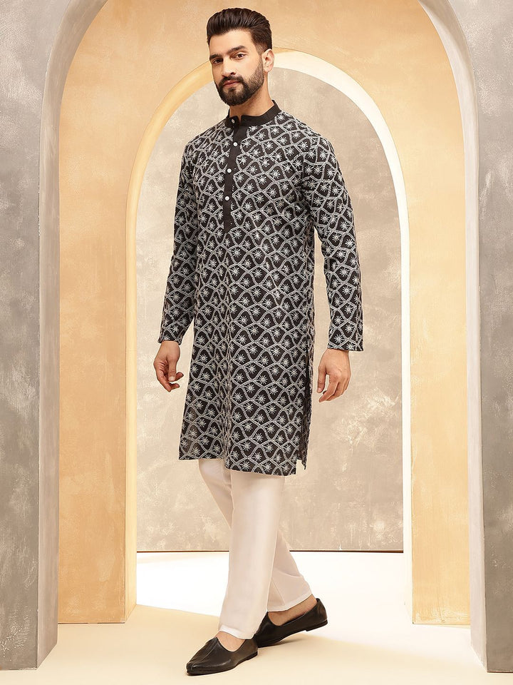 Anouk Black And White Floral Embroidered Band Collar Pure Cotton Kurta With Trouser