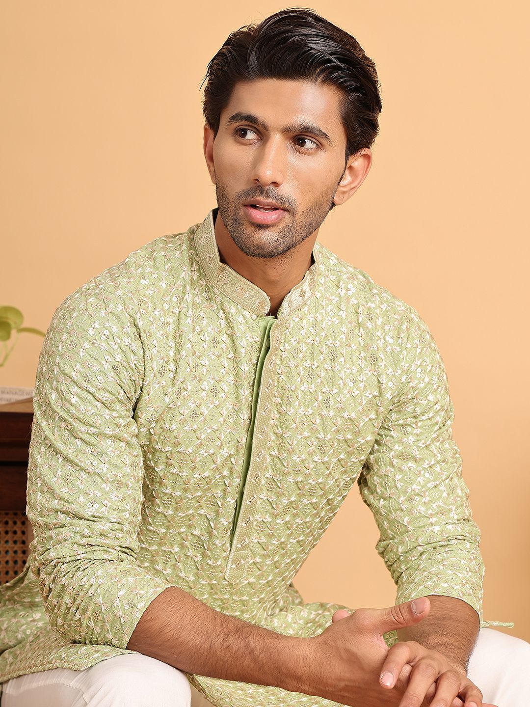 Jompers Men Embroidered Regular Sequinned Kurta with Pyjamas