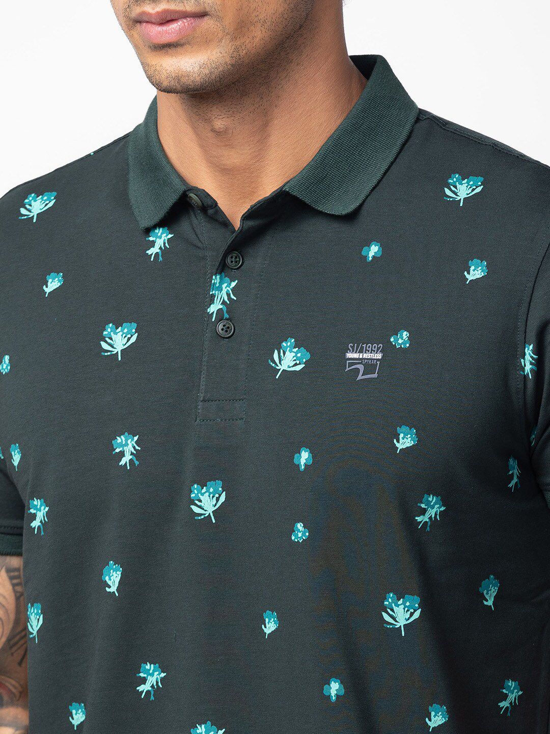 SPYKAR Men Floral Printed Polo Collar Slim Fit T-shirt