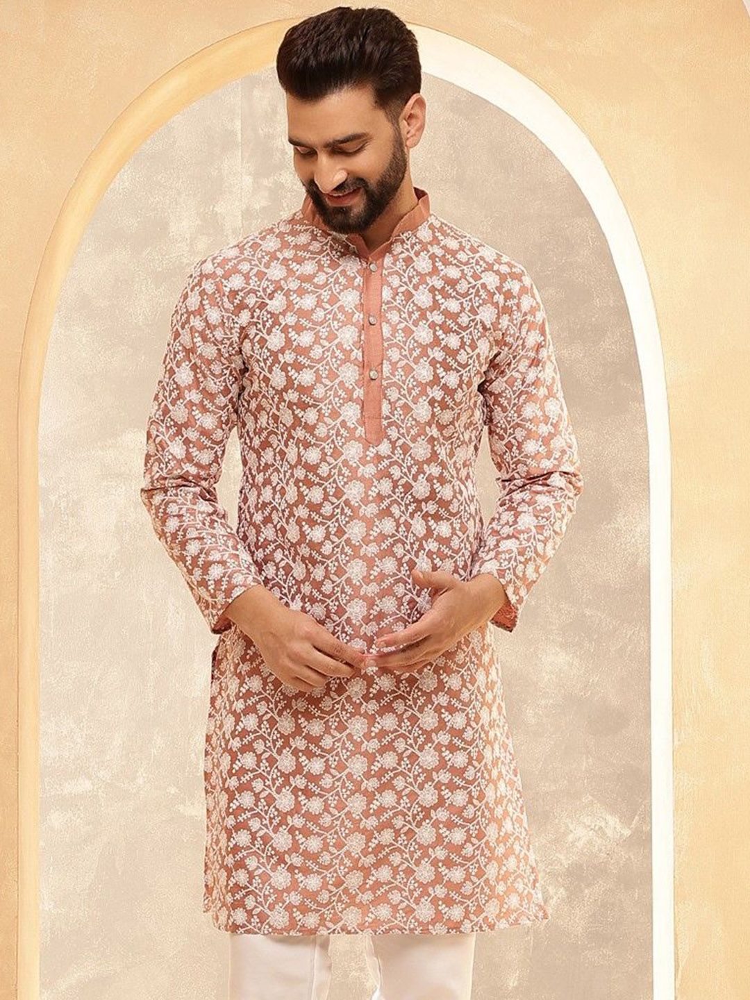 Anouk Peach & White Band Collar Floral Sulam Kurta Lurus