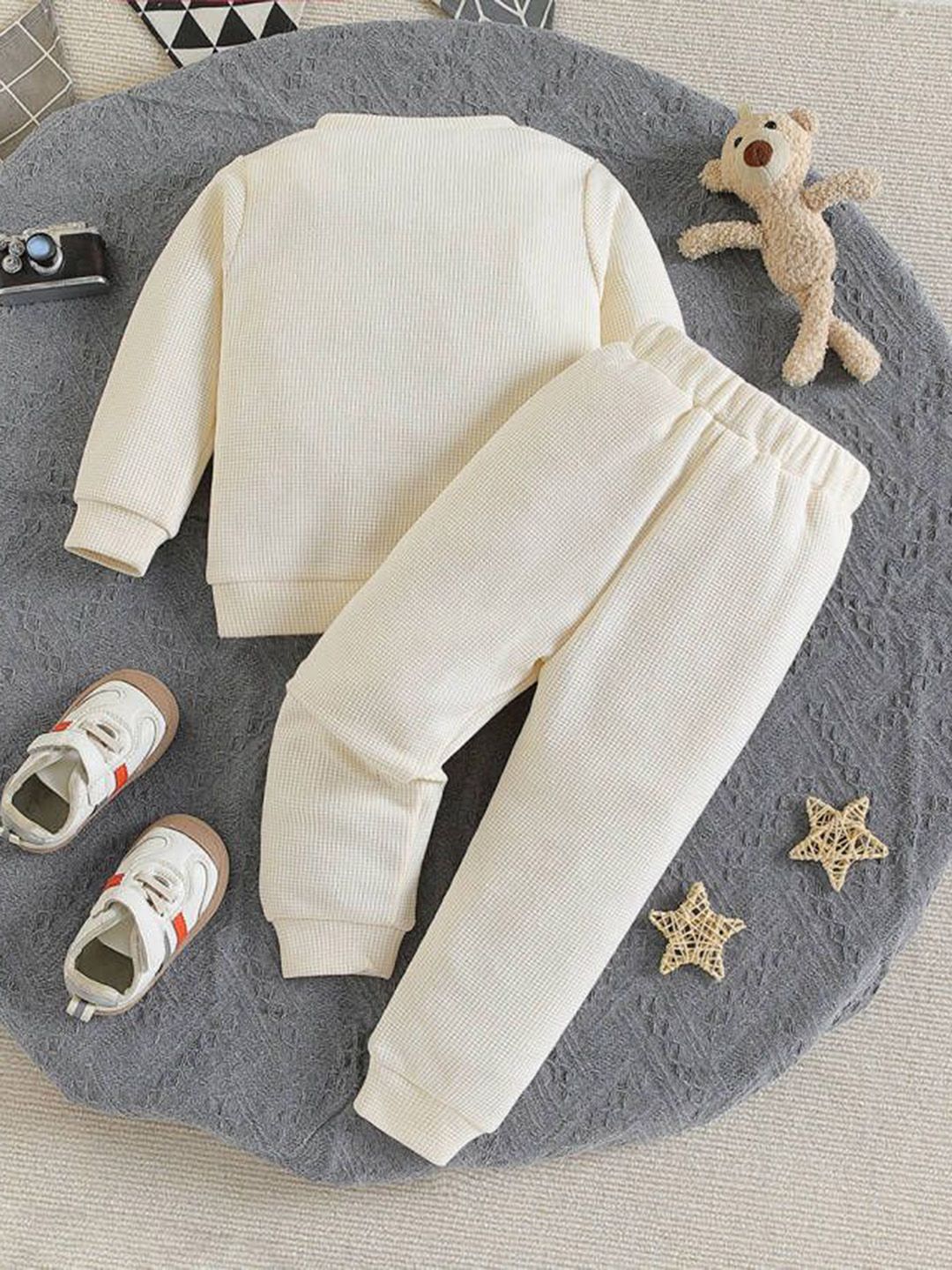 YK Kids Self Deisgn Round Neck T-Shirt With Joggers