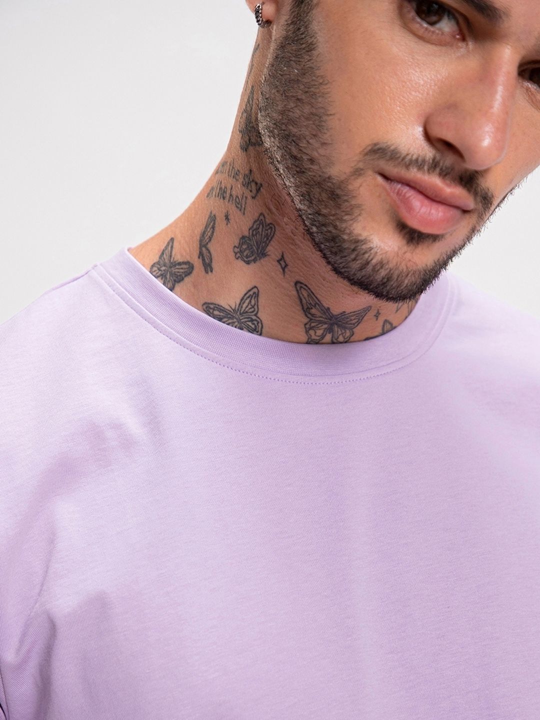 Bewakoof Men Round Neck Cotton T-shirt