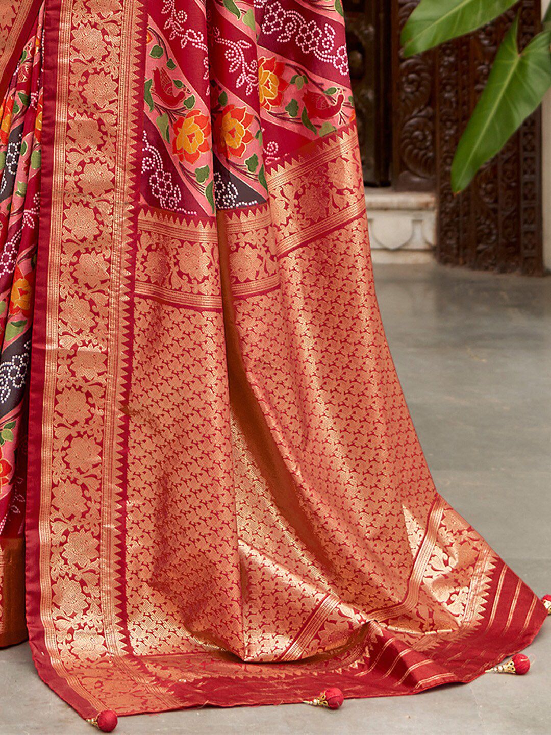 Saree mall Ethnic Motifs Printed Zari Banarasi Sarees with Tassels
