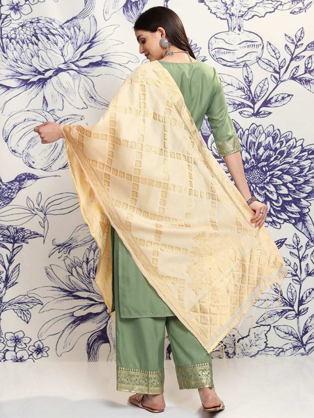 Vishudh Ethnic Motifs Woven Design Straight Kurta & Palazzos With Dupatta