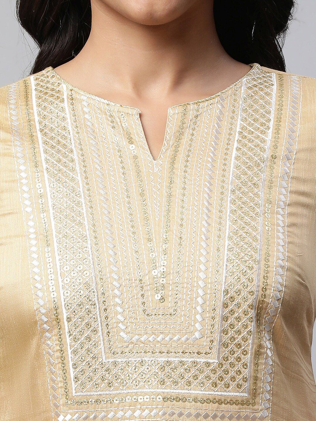 Aurelia Geometric Yoke Design Sequinned kurta