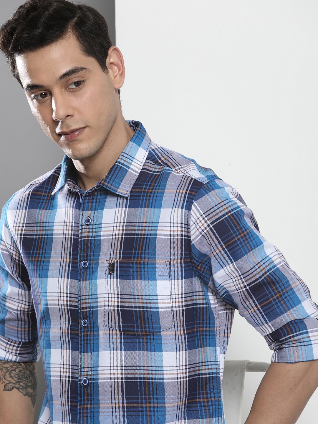 The Indian Garage Co Men Blue Tartan Checked Cotton Casual Shirt