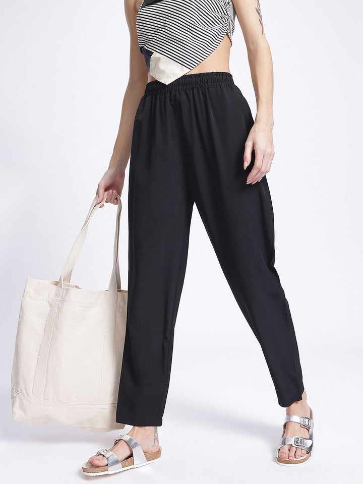 DressBerry Women Bold Basics Mid-Rise Regular Fit Pleated Trousers
