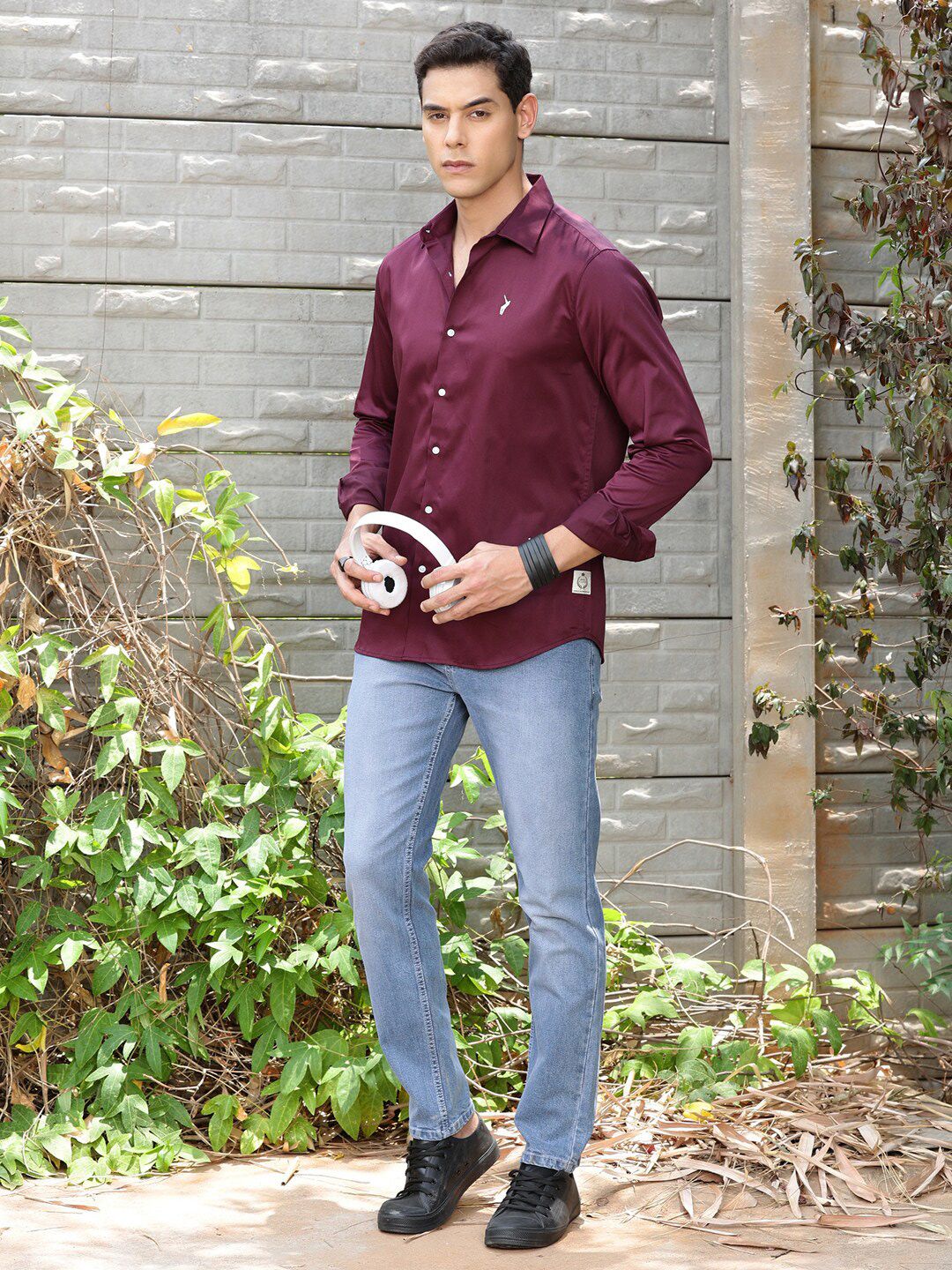 Thomas Scott Classic Slim Fit Spread Collar Casual Shirt