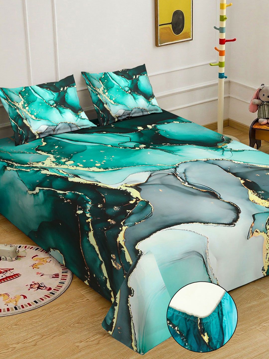 KLOTTHE Green Abstract Printed Fitted 300 TC King Fine Bedsheet With 2 Pillow Cover