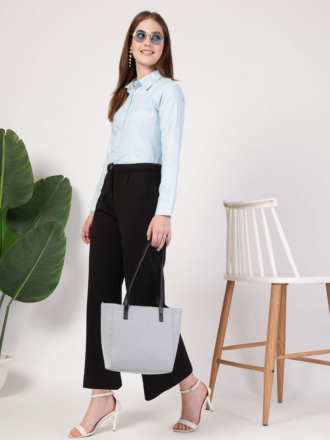 Style Quotient Women Smart Fit Solid Spread Collar Formal Shirt