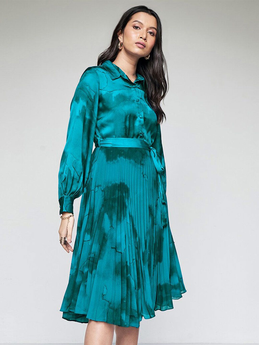 AND Tie & Dye Dyed Accordion Pleated Belted Shirt Dress