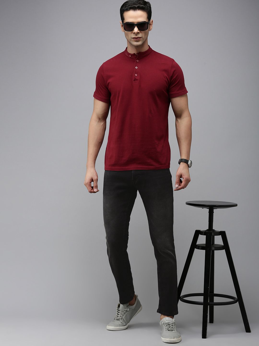 SPYKAR Men Slim Fit Low-Rise Light Fade Stretchable Jeans