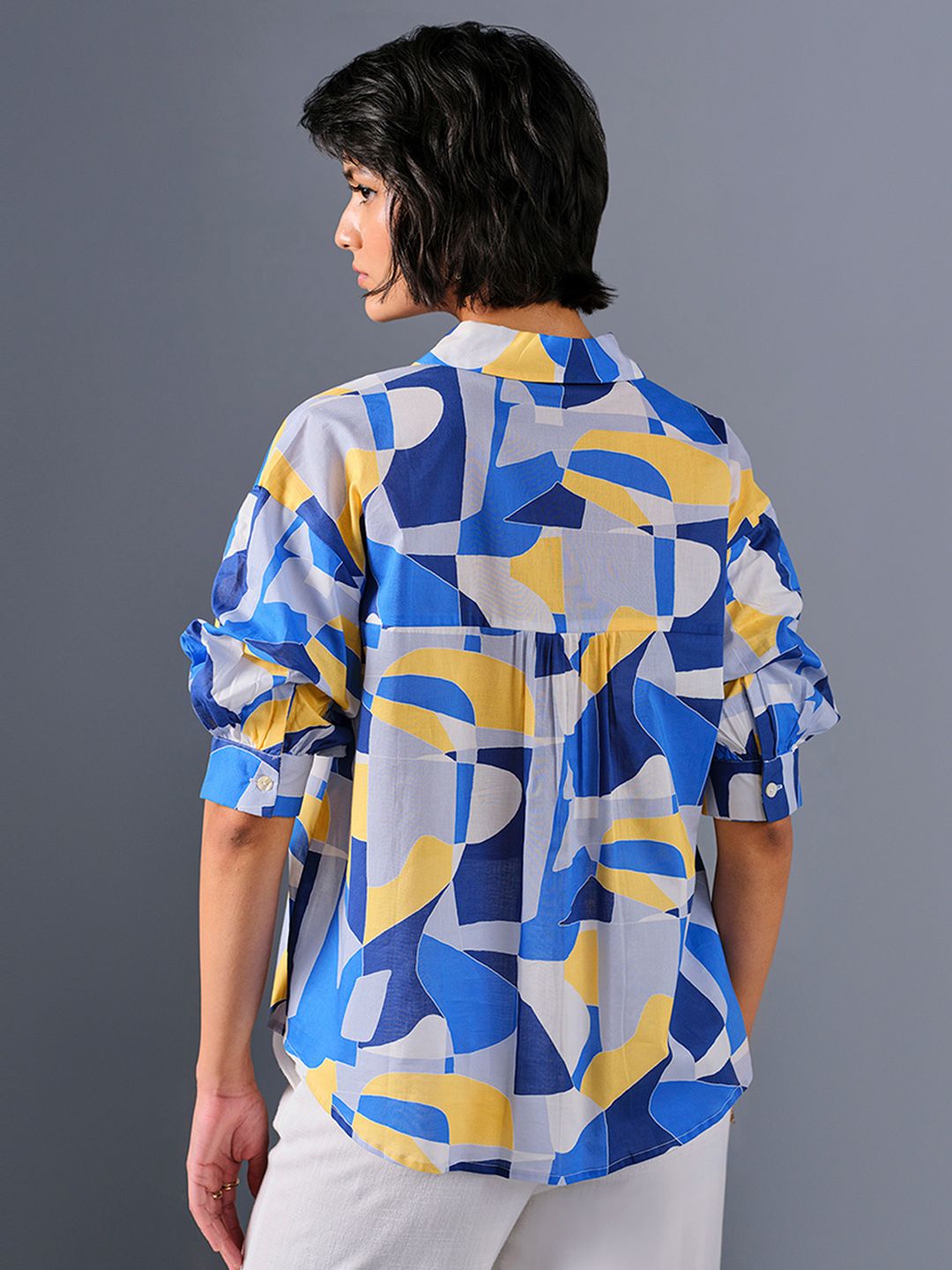 AND Geometric Print Extended Sleeves Cotton Shirt Style Top