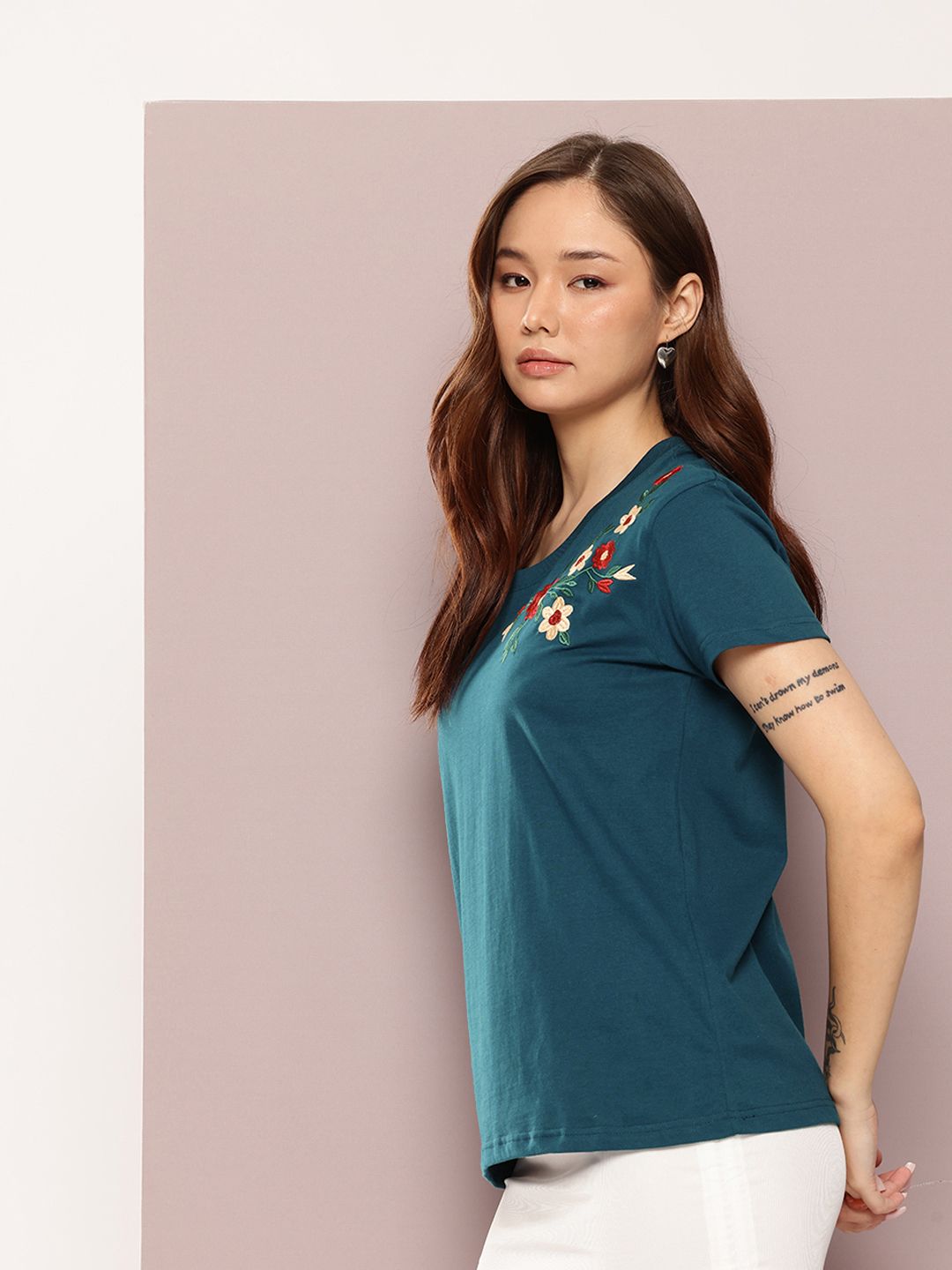 DILLINGER Women Boxy Regular Embroidery Crew Neck Tshirt