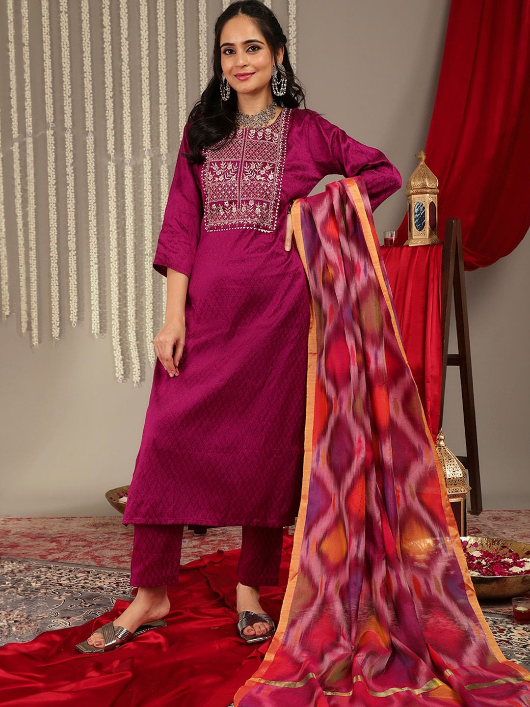 Varanga Ethnic Motifs Woven Design Regular Zari Work Kurta With Trousers & Dupatta