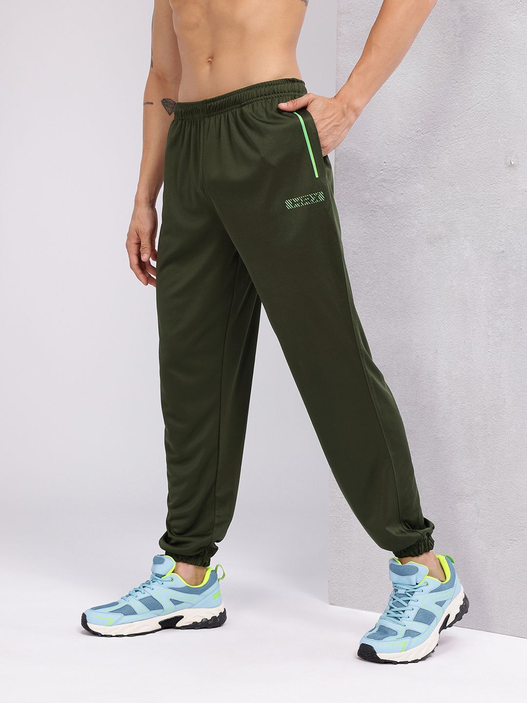 HRX by Hrithik Roshan Men Rapid-Dry Training Joggers