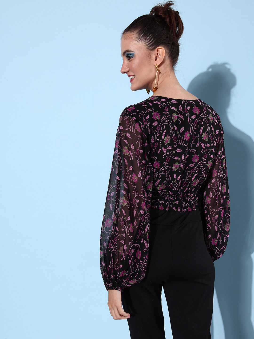 QUIERO Black & Pink Floral Print Bishop Sleeves Crop Top